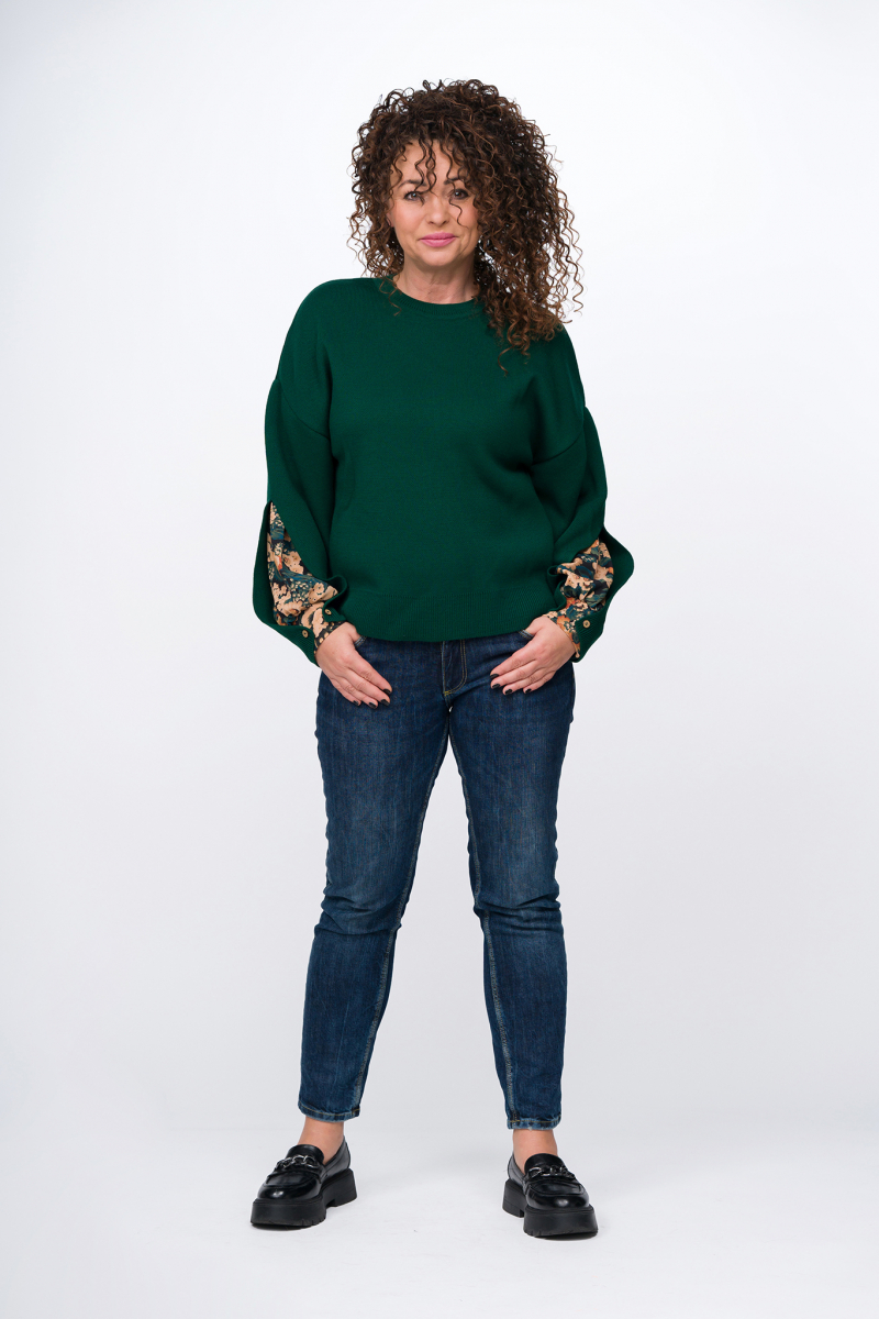 CORNELIA - zielony sweter z ozdobnymi rękawami